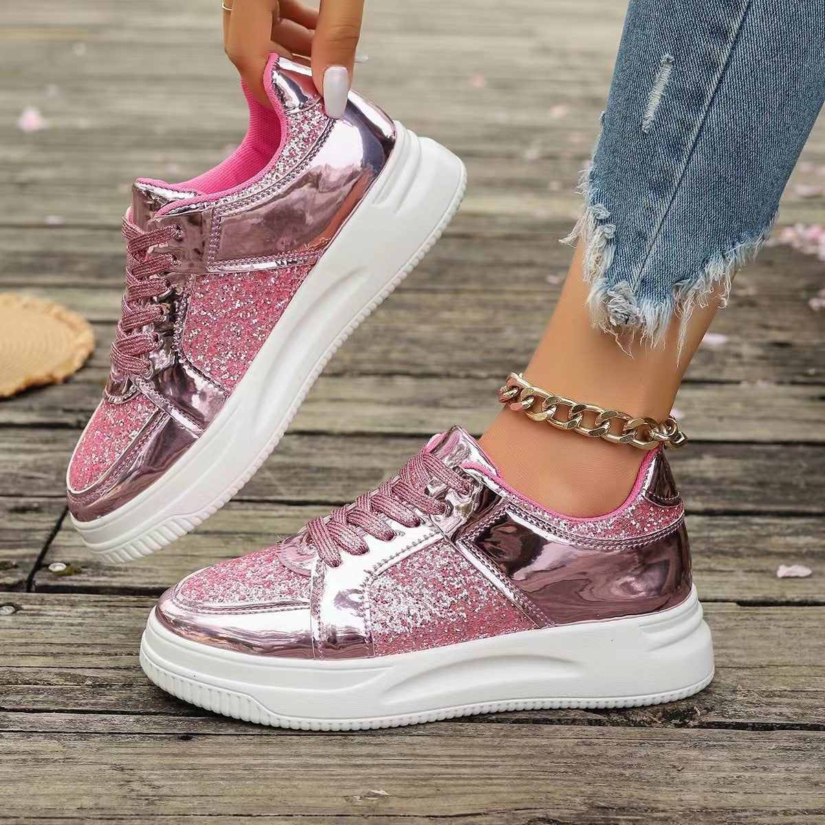 Fashion Lace-up Flat Shoes With Sequin Design Casual Sports Thick Bottom Round Toe Shoes For Women Non-slip Walking Sneakers